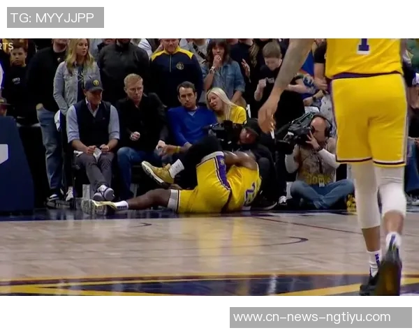 里夫斯谈轮换不足的挑战强调全队拼尽全力应对困难局面 里夫斯谈轮换不足的挑战强调全队拼尽全力应对困难局面