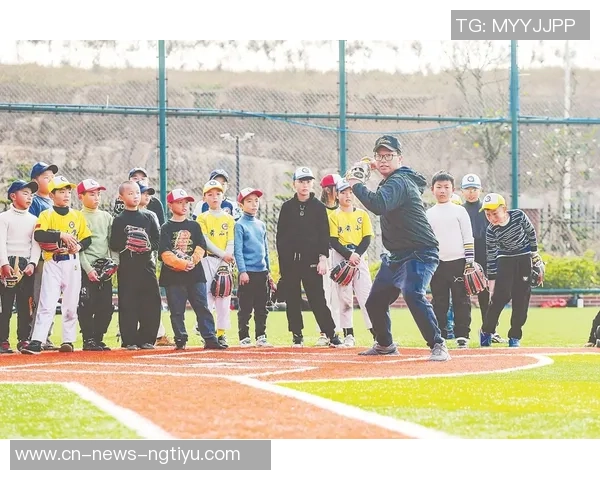 人生如戏澳波短暂执教之路从夺冠到下课再到解雇的悲喜交加