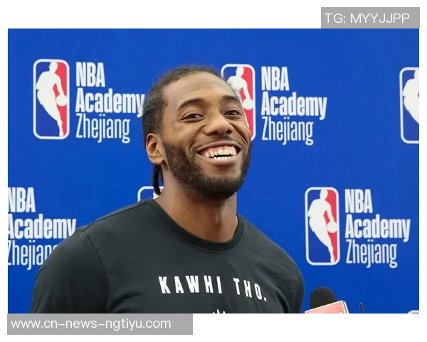 小卡采访时间仅七分钟引发关注球星采访为何如此短暂 小卡采访时间仅七分钟引发关注球星采访为何如此短暂