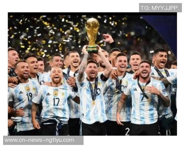 阿迪达斯发布世界杯用球历届冠军球星齐聚助阵